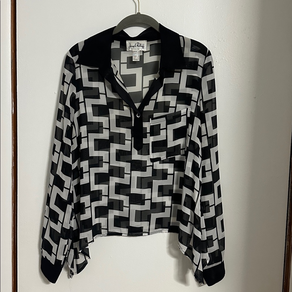 Joseph Ribkoff Black and Gray Geometric Top